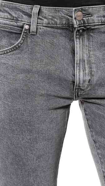 Wrangler Larston - Slim Tapered - Bleach Black - Herren Jeans Hose